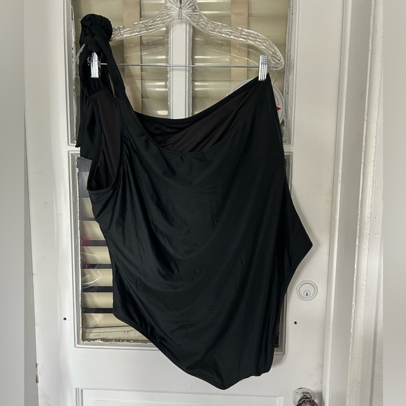 NWT J. Crew one-shoulder black one piece swimsuit - Picture 4 of 4
